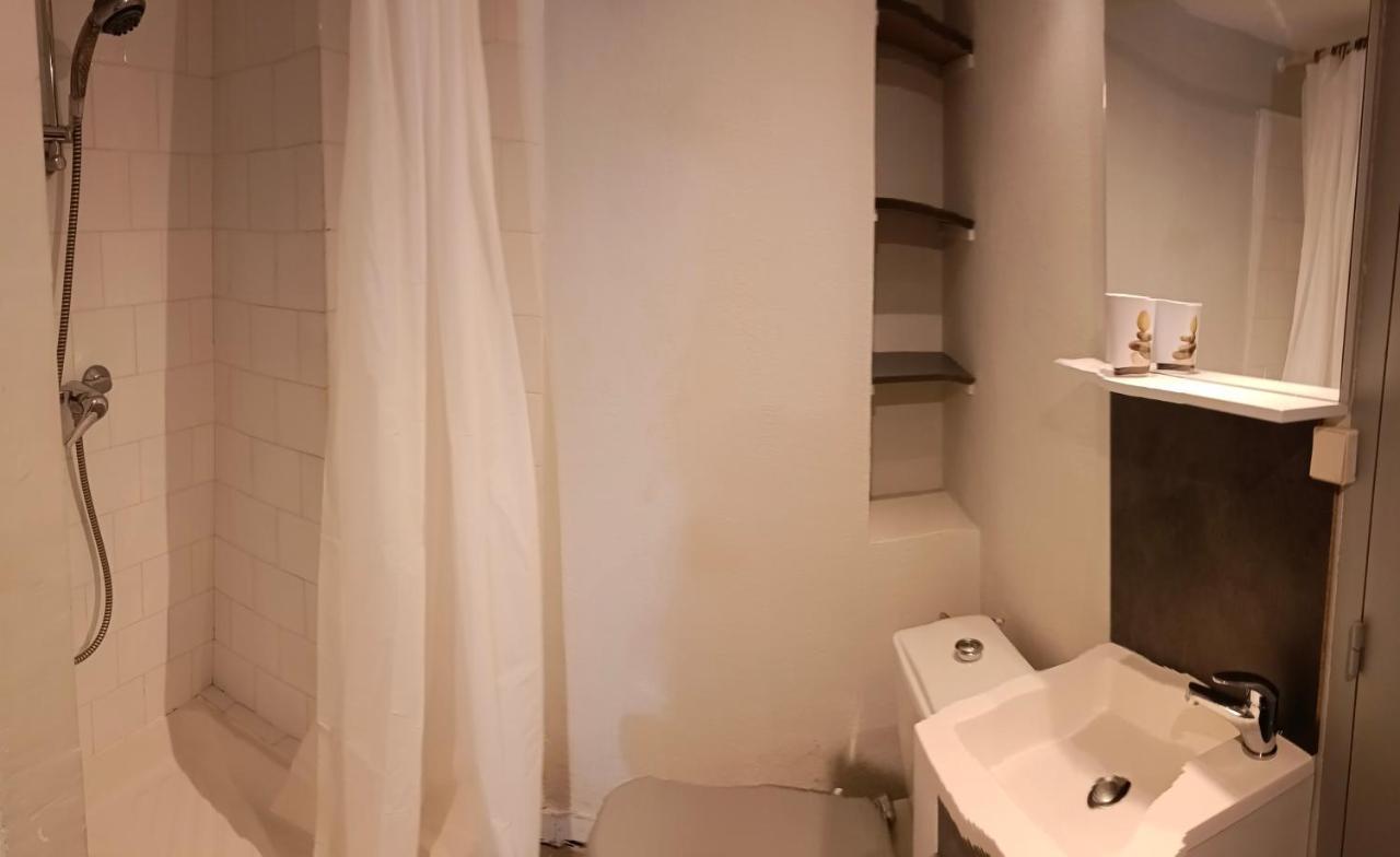 Studio Bormes Village Екстериор снимка